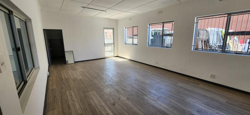 To Let commercial Property for Rent in Beaconvale Western Cape